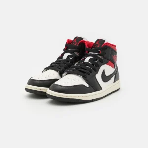 Air Jordan 1 Mid – Baskets Montantes – Black/Gym Red/Sail Dernières Nouveautés 12