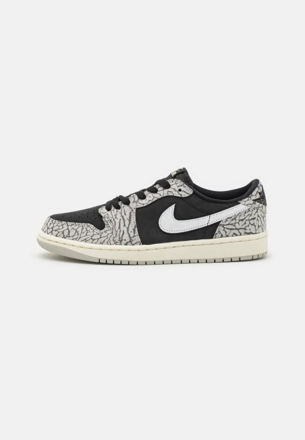 grossiste en ligne Wmns Air Jordan 1 Retro Low Og – Baskets Basses – Black/Tech Grey/White/Sail 3