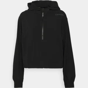 excellents soldes Calvin Klein Performance 1/4 Zip Anorak – Veste Coupe-Vent – Black Beauty 13