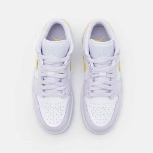 Air Jordan 1 – Baskets Basses – Barely Grape/Lemon Wash/White mode tendance 21