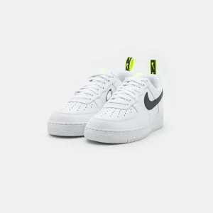 marque pas cher Nike Sportswear Air Force 1 07 Wt Unisex – Baskets Basses – White/Black/Volt 10