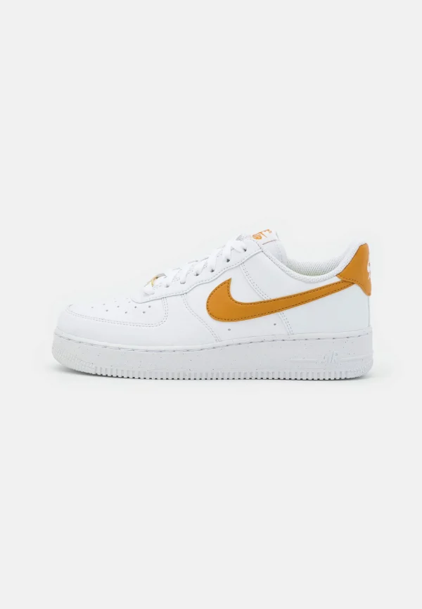 Nike Sportswear Air Force 1 ’07 Next Nature – Baskets Basses – White/Gold Paiement sécurisé 1