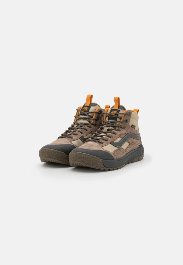 pas cher marque Vans Ultra Range Exo Hi Mte-1 – Baskets Montantes – Dark Brown/Multi-Coloured 4